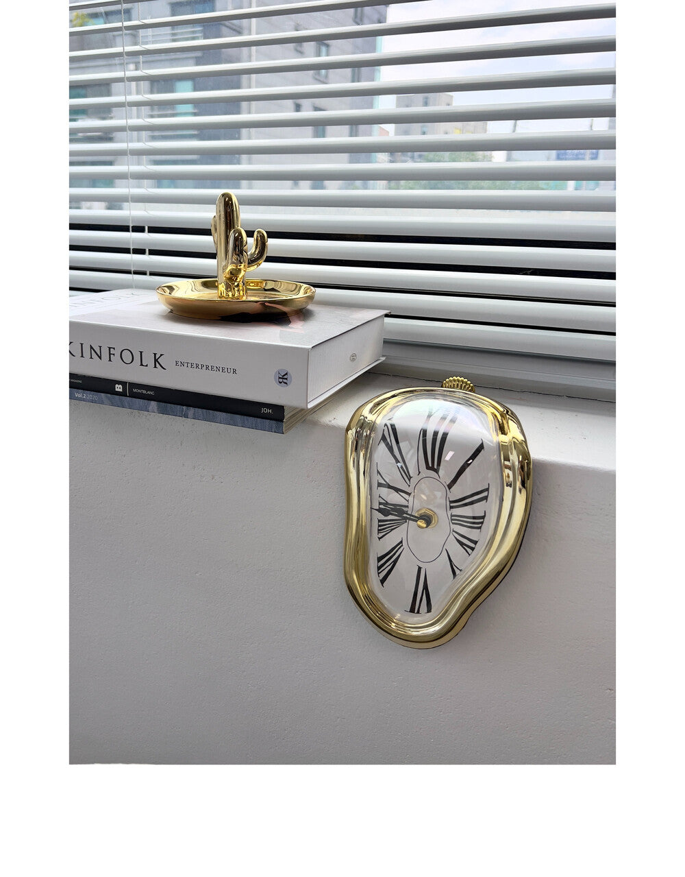 Salvador Dali Noise-Free Melting Clock (2color)