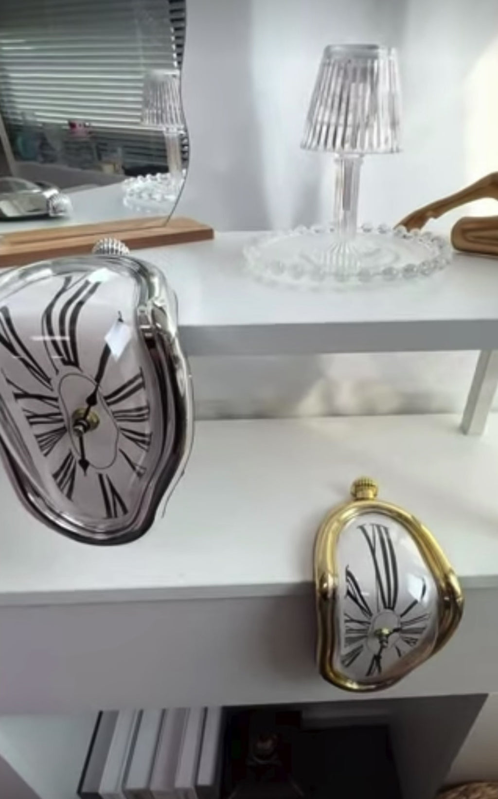 Salvador Dali Noise-Free Melting Clock (2color)